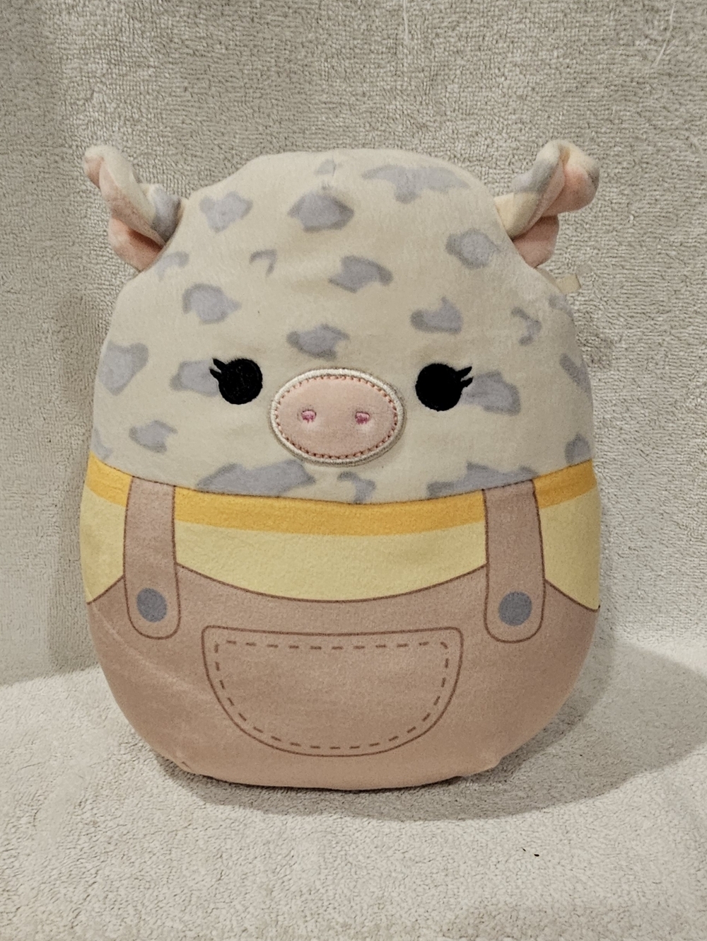 ROSIE THE PIG SQUISHMALLOW